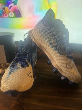 Under Armour Kids White and Navy Blue Cleats